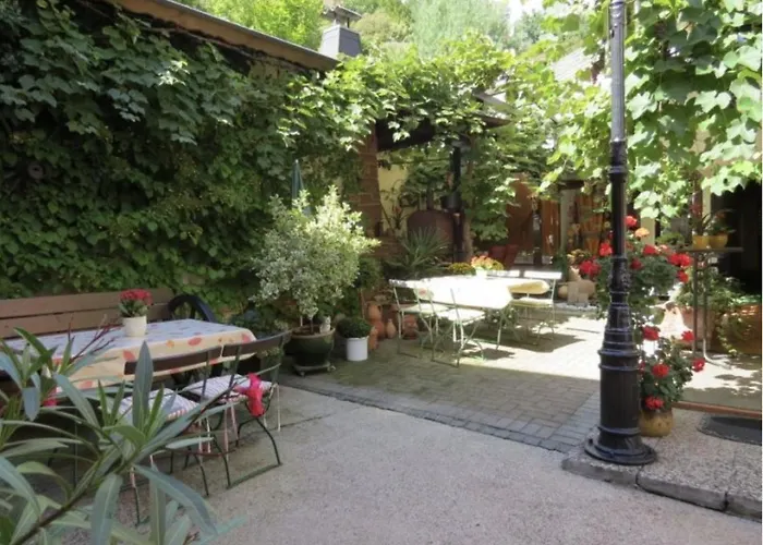 Yuan * Bruchweiler-Barenbach